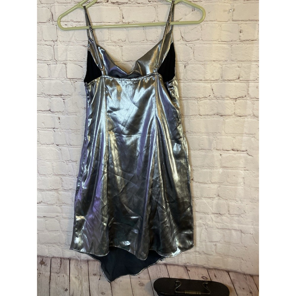 WOMEN'S,‎ DRESS, URBAN OUTFITTERS, SILVER METALLIC, SIZE XS - Picture 4 of 6